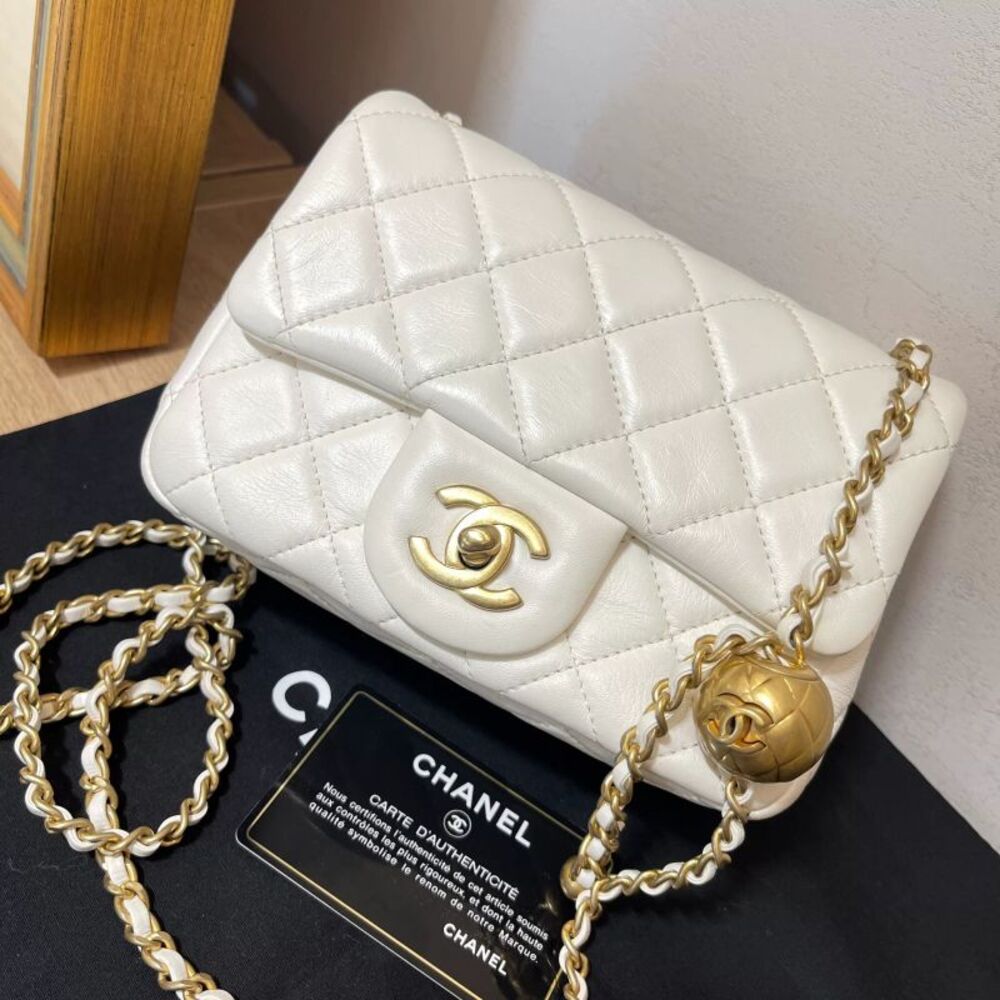 Chanel Women Pre-Loved Bag Very Good Condition